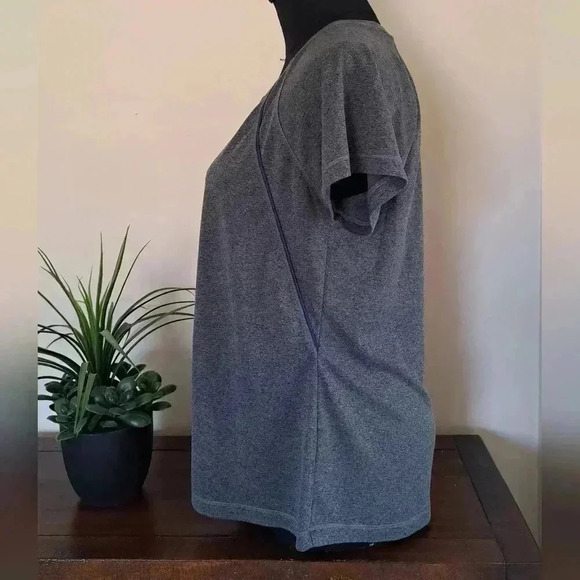 ❤ Lavon Grey Activewear Top Women's Medium Short Sleeved Crewneck - Picture 3 of 11